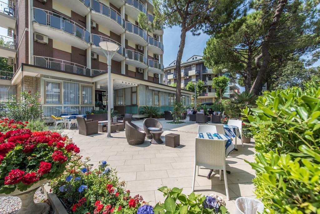 Hotel Palladio B&B Cervia Dış mekan fotoğraf